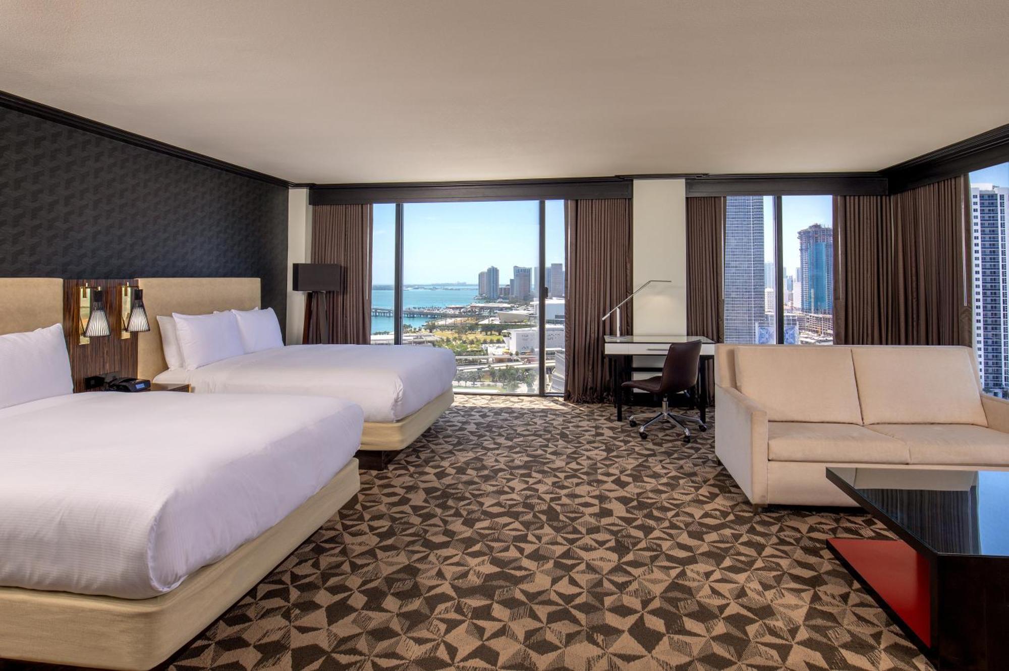 Hotel Hilton Miami Downtown Esterno foto