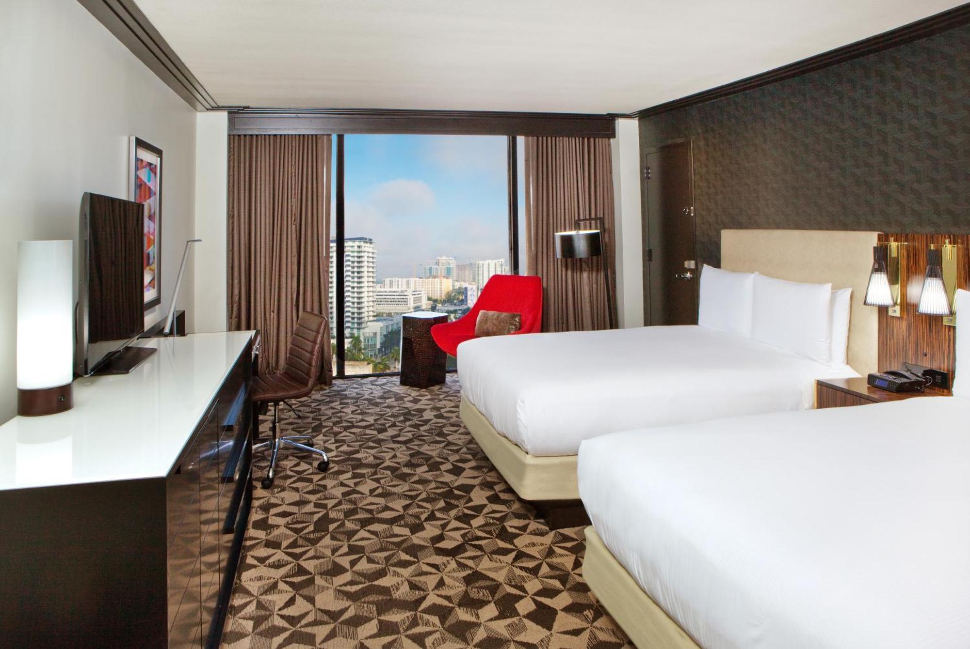 Hotel Hilton Miami Downtown Esterno foto