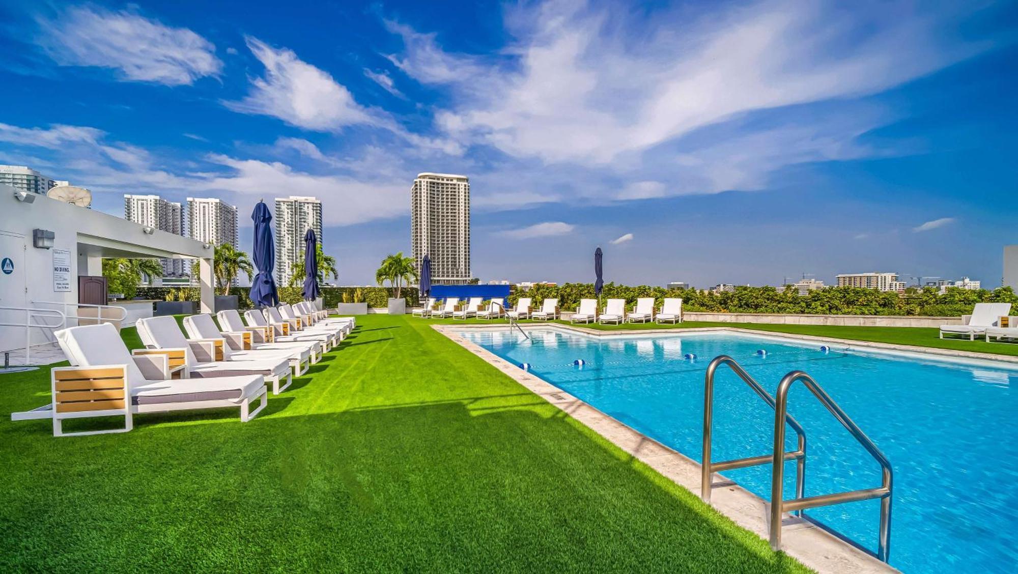 Hotel Hilton Miami Downtown Esterno foto