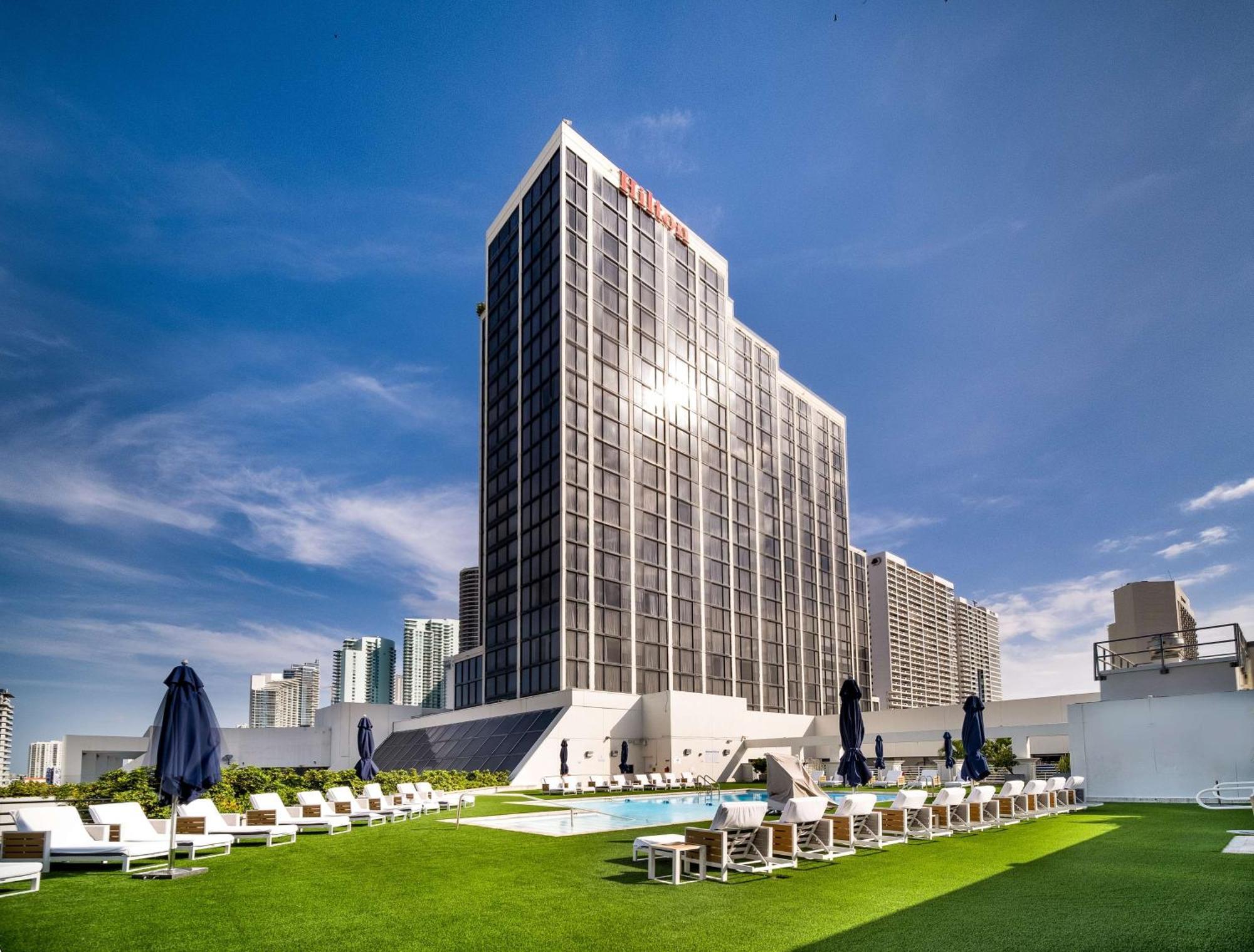 Hotel Hilton Miami Downtown Esterno foto