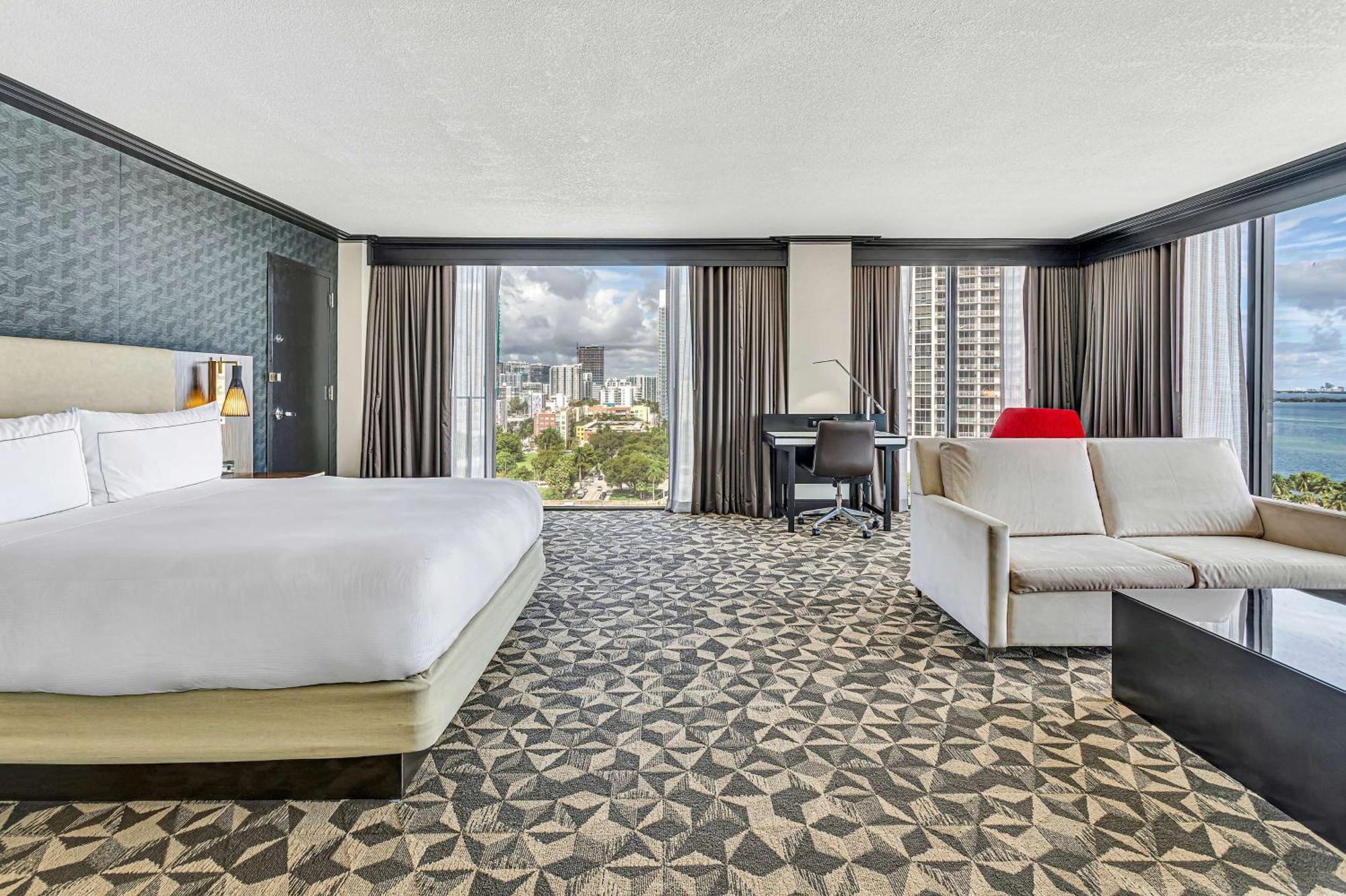 Hotel Hilton Miami Downtown Esterno foto