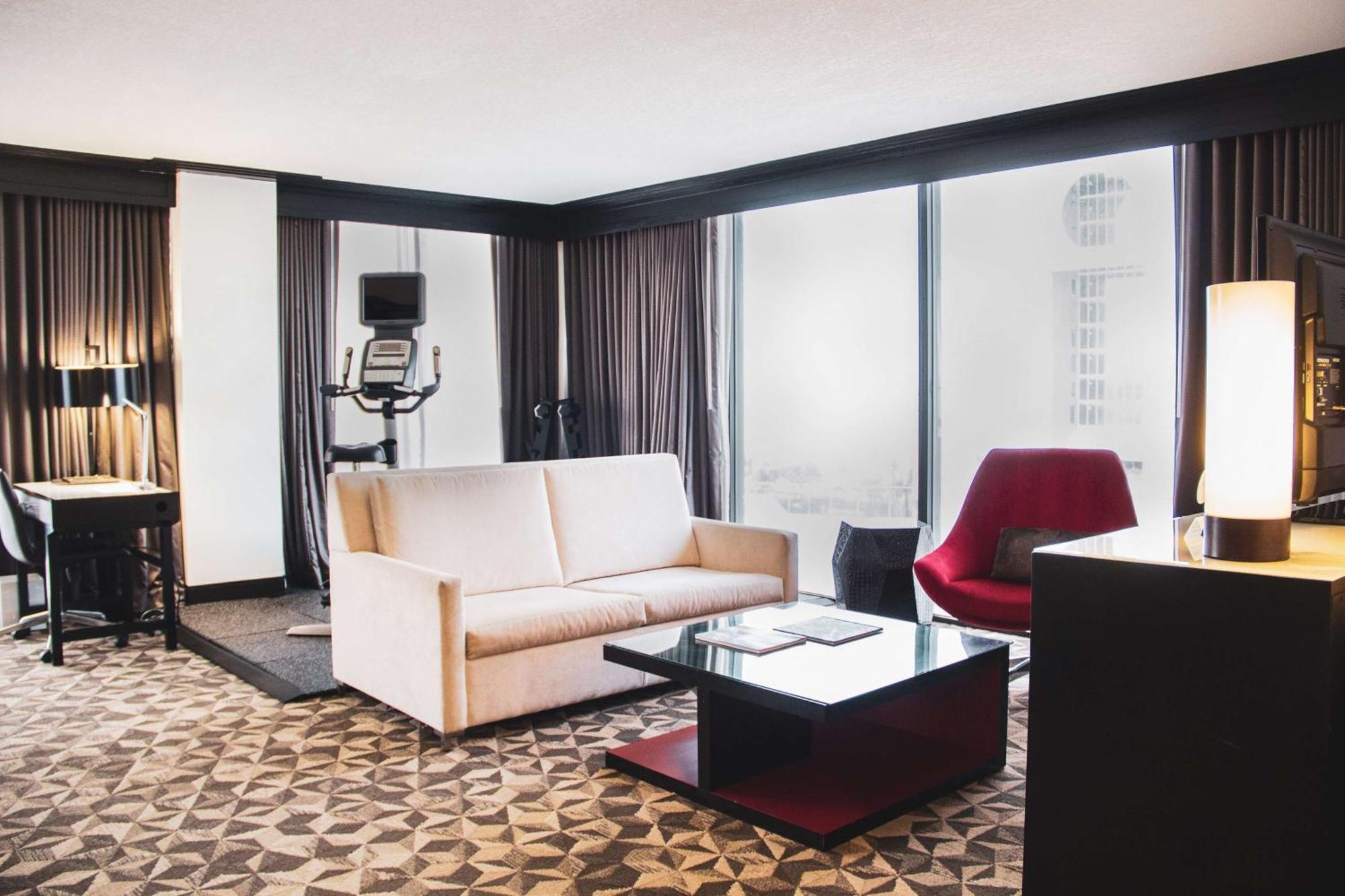 Hotel Hilton Miami Downtown Esterno foto